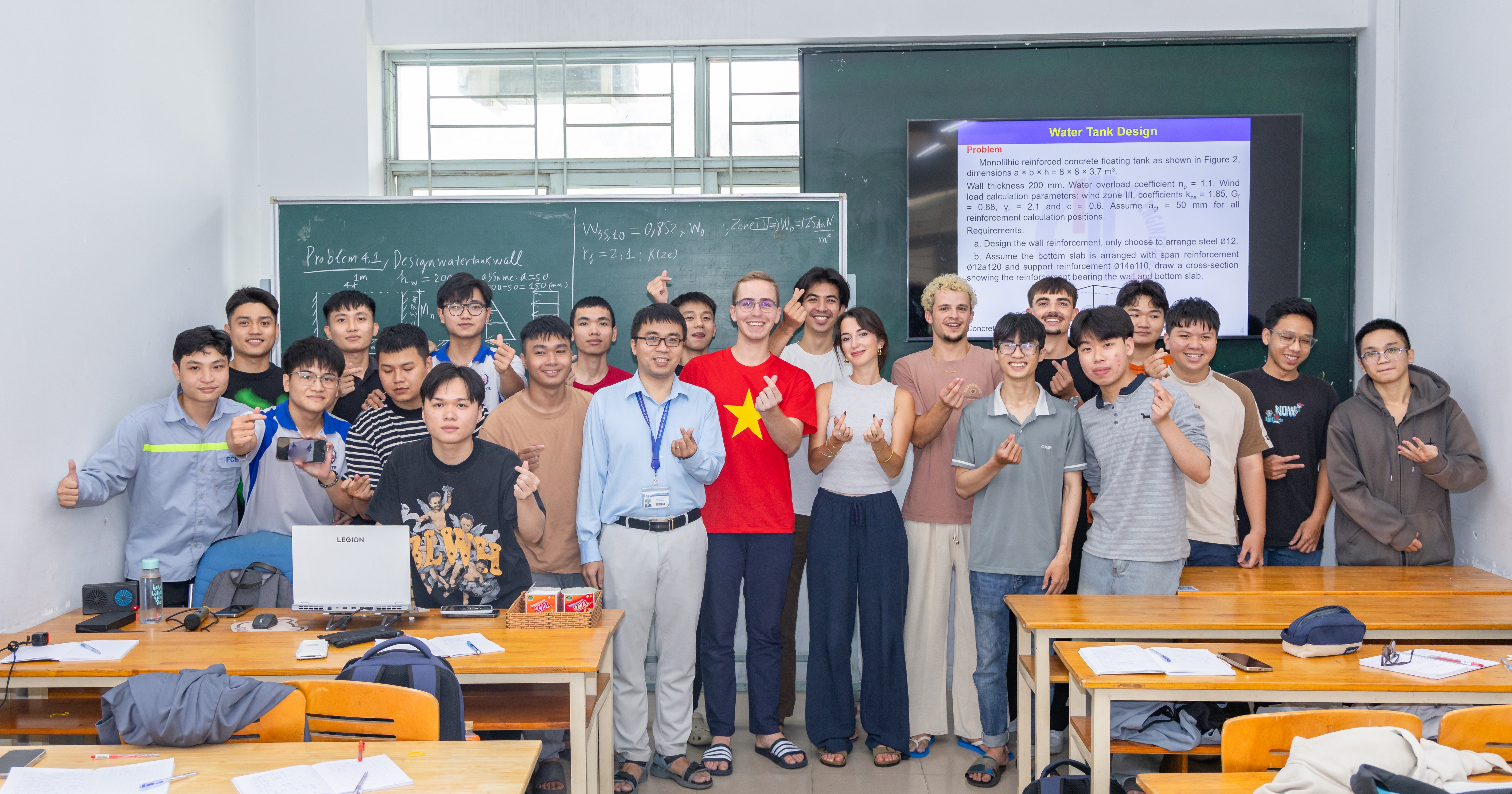 HCM-UTE tiếp nhận 13 sinh viên quốc tế đến học tập và thực tập trong học kỳ 1 năm học 2026-2027