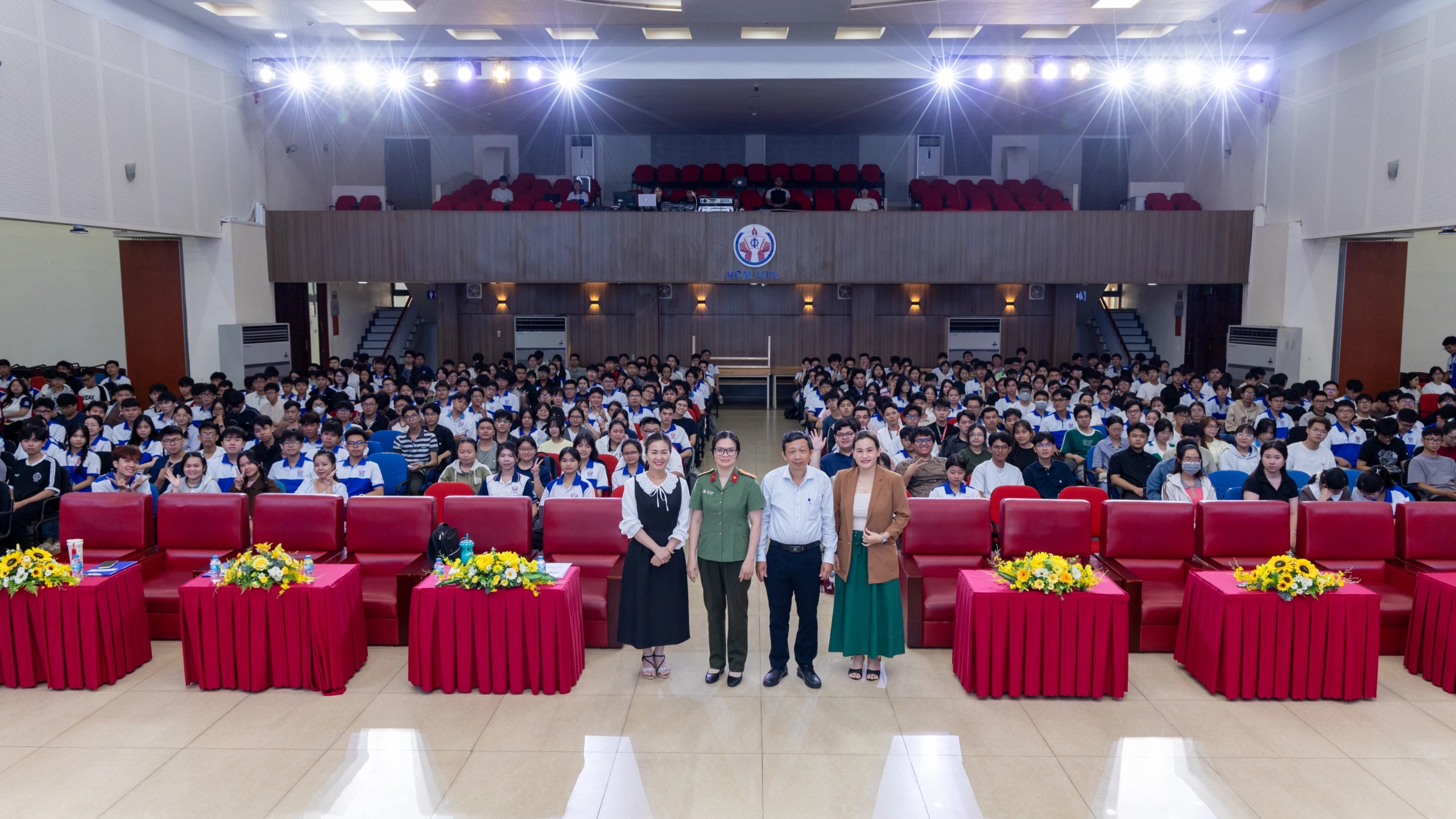 HCM-UTE tiếp tục tổ chức Báo cáo, tuyên truyền các vấn đề an ninh trật tự, an toàn xã hội – Quý III năm 2026