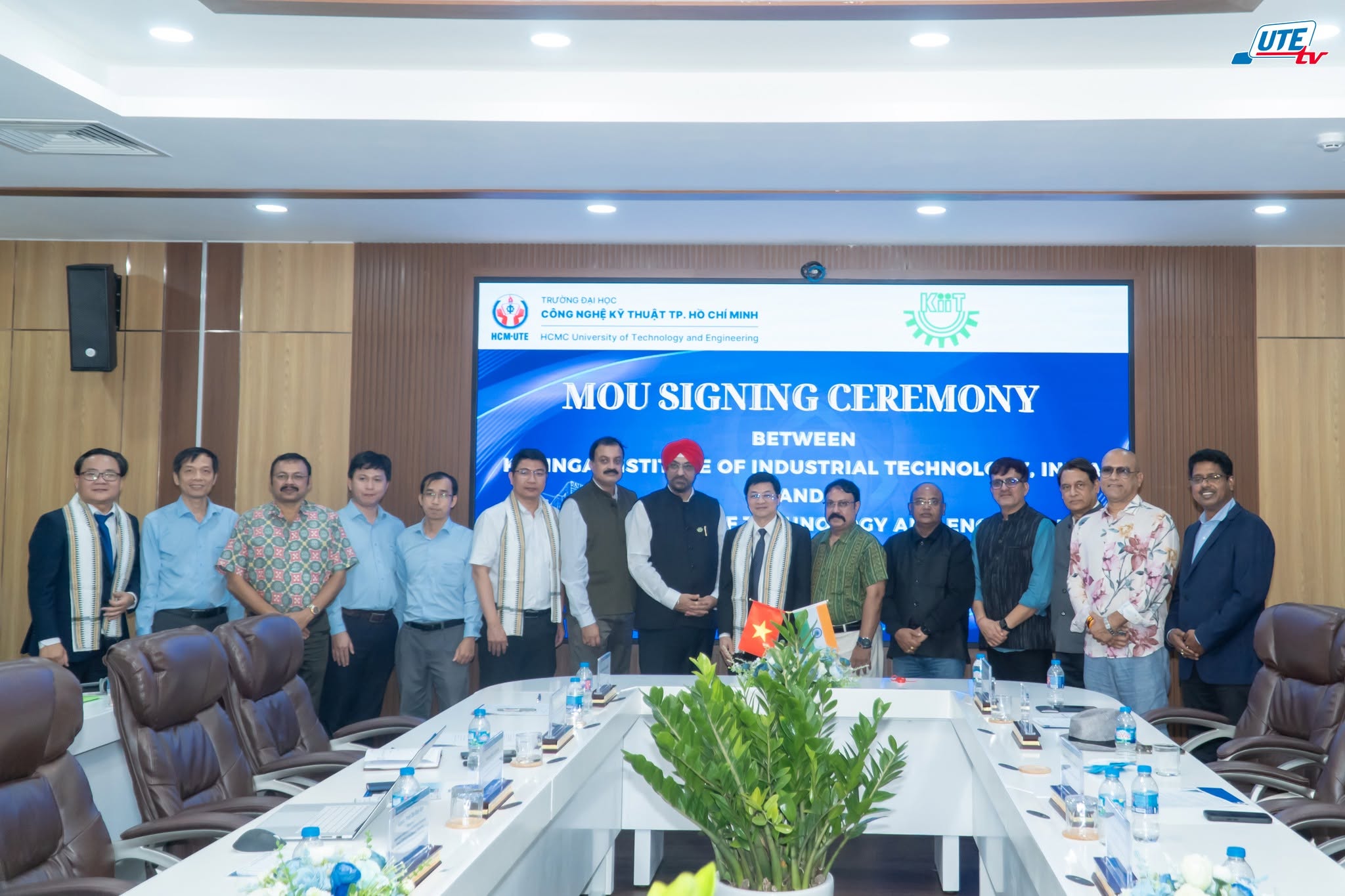 HCM-UTE and KIIT Sign MOU for International Partnership Expansion