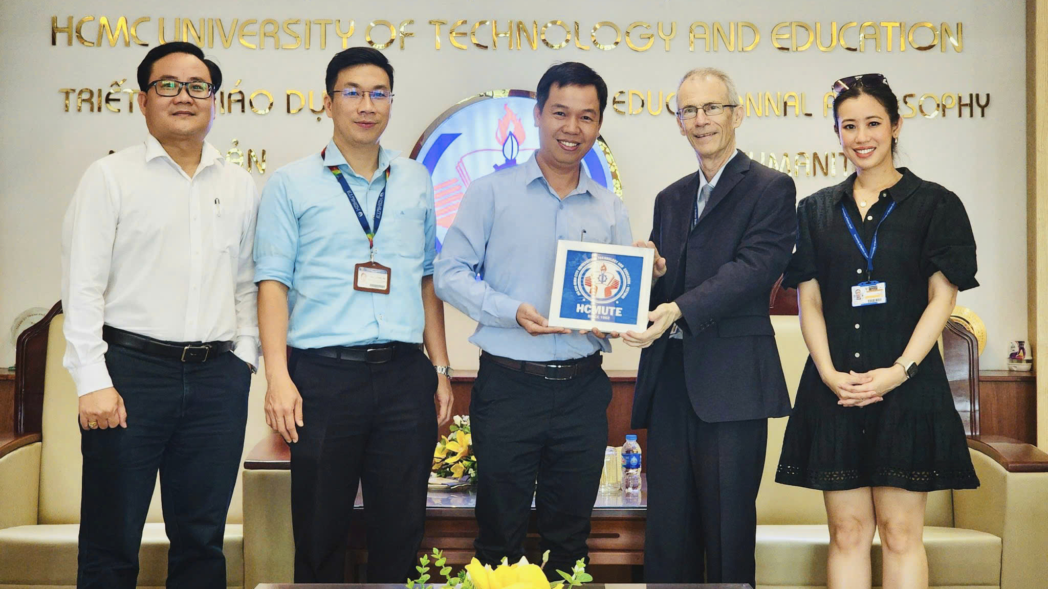 Warmly welcome University of Bolton (UoB), UK to HCMUTE
