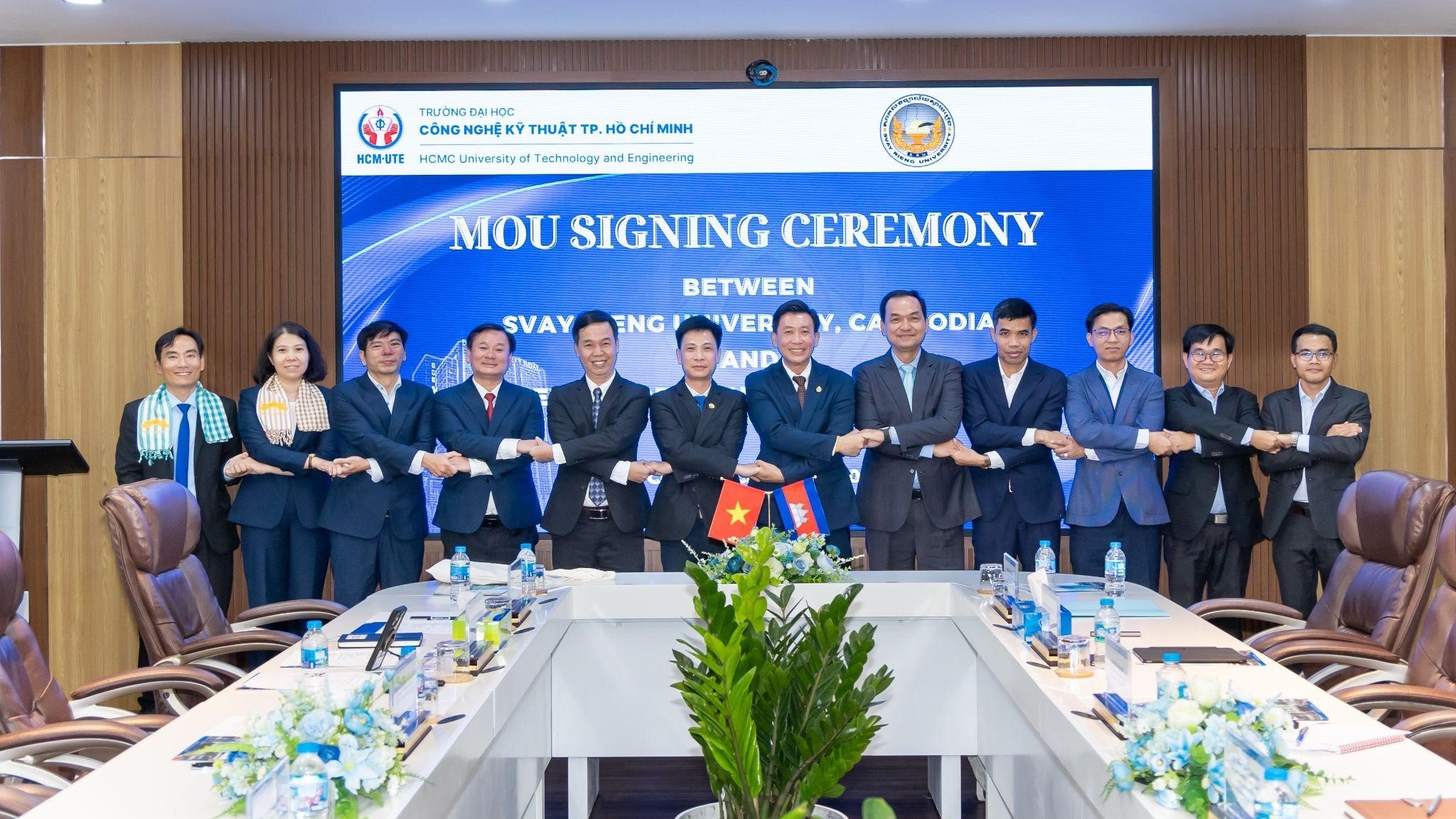 HCM-UTE Expands Partnership with Svay Rieng University (Cambodia), Strengthening Educational Connectivity Across Southeast Asia (12/07/2026)