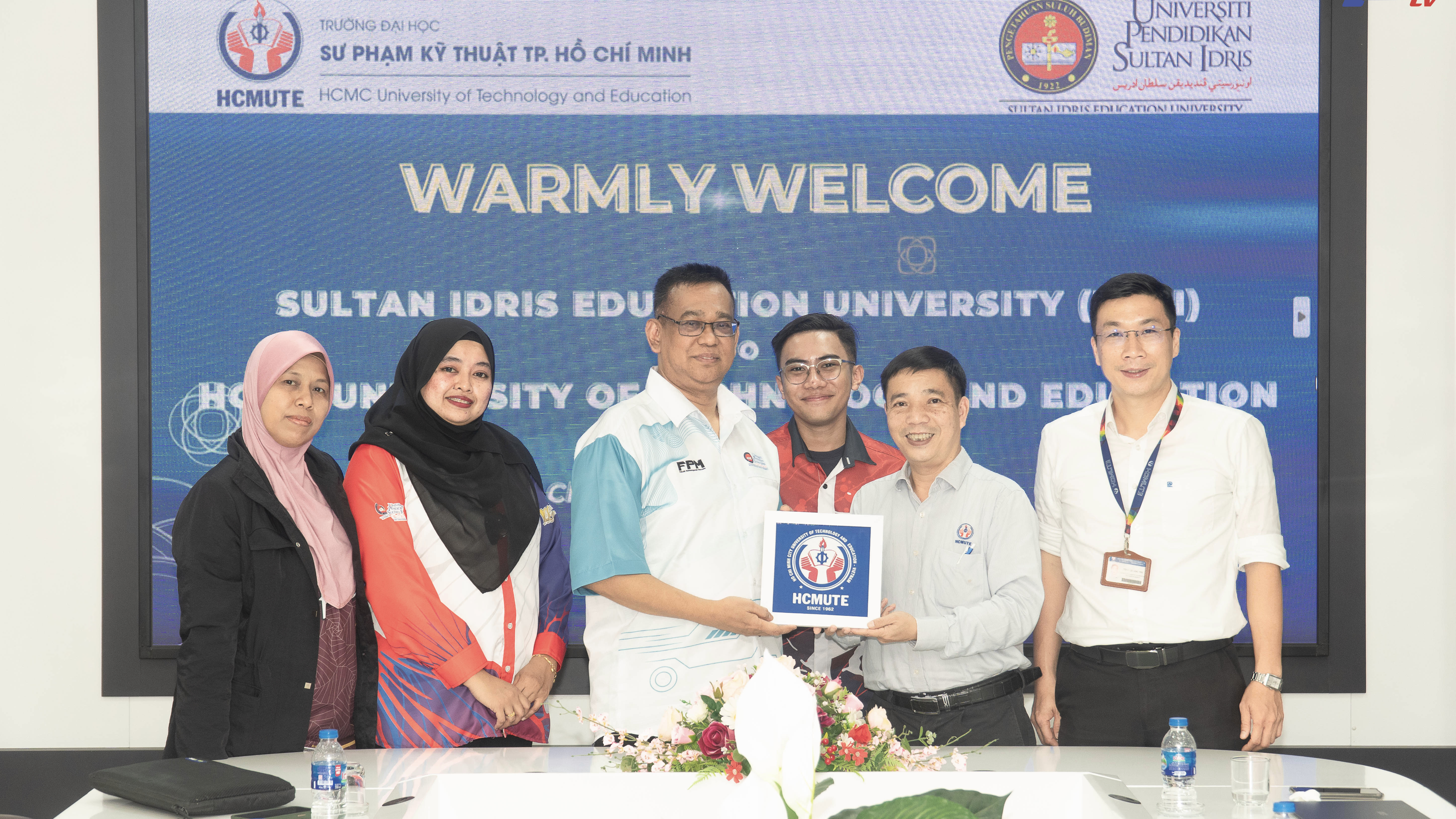 Warmly welcome Sultan Idris Education University (UPSI), Malaysia to HCMUTE